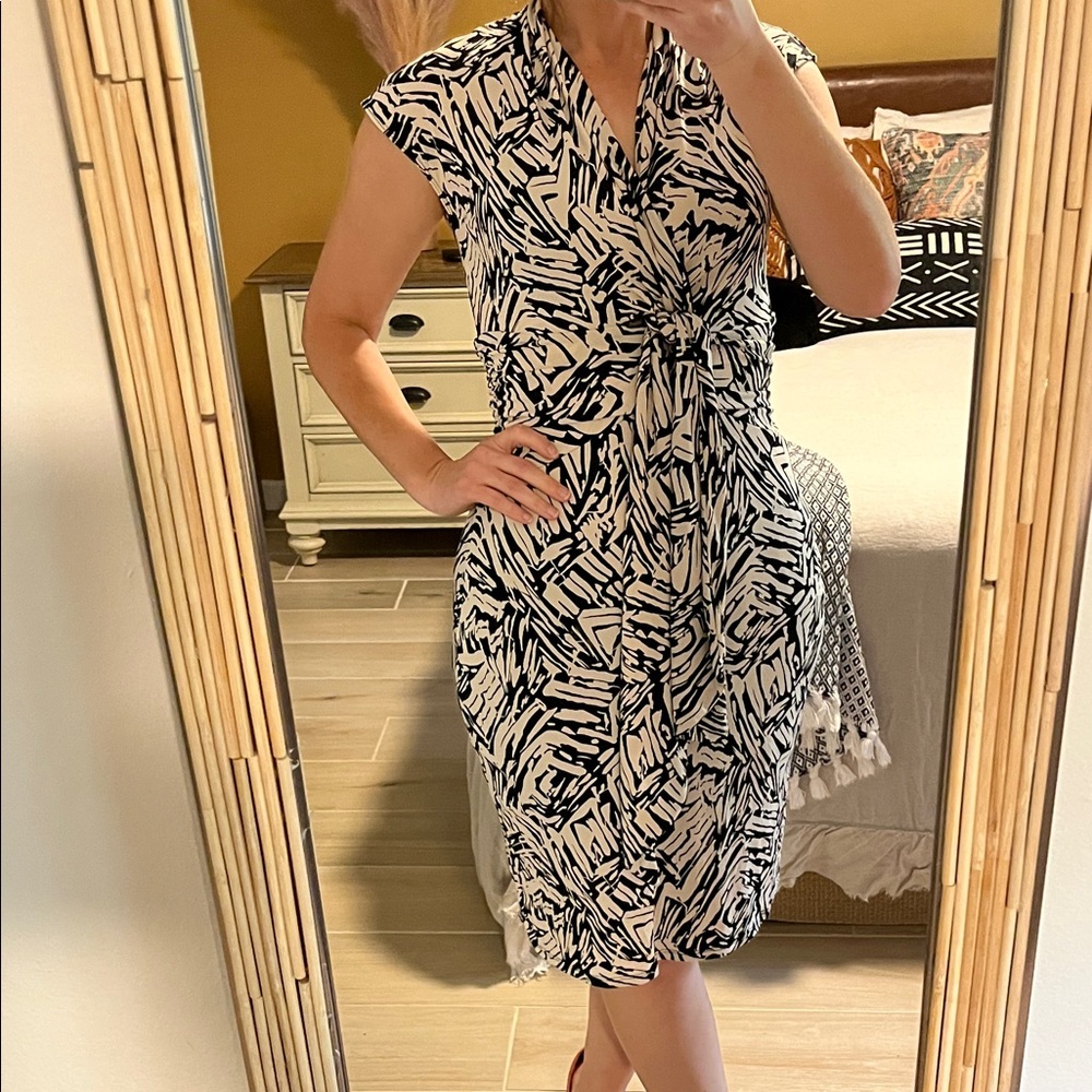 BCBG Black and White Knot-Front Midi Dress